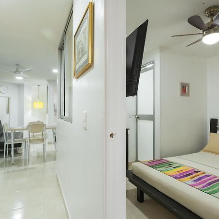 Apartamentos Amoblados Jg De La 70 Medellín Buitenkant foto