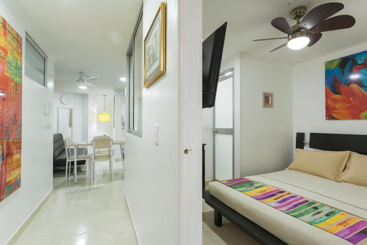 Apartamentos Amoblados Jg De La 70 Medellín Buitenkant foto